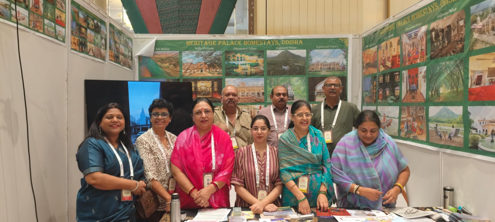 HappyMyTrip founder Kavita Thakur with heritage palace homestay representatives in Odisha
